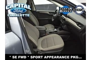 $20999 : Ford Escape 2022 SE 4dr SUV thumbnail