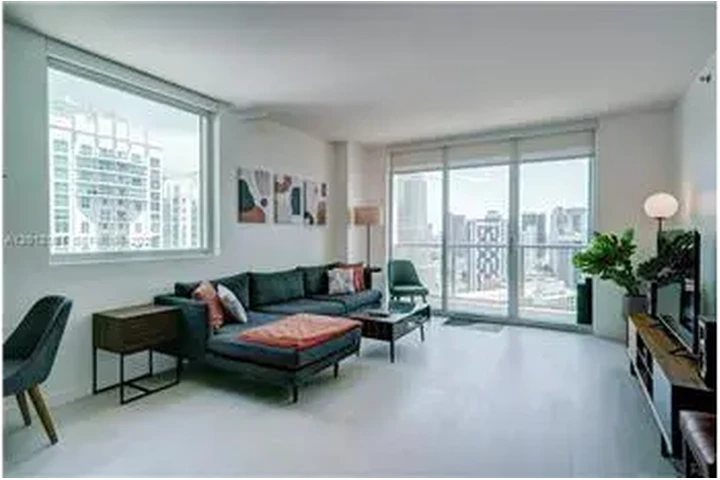 $4300 : Rental property with 2 bedro image 4