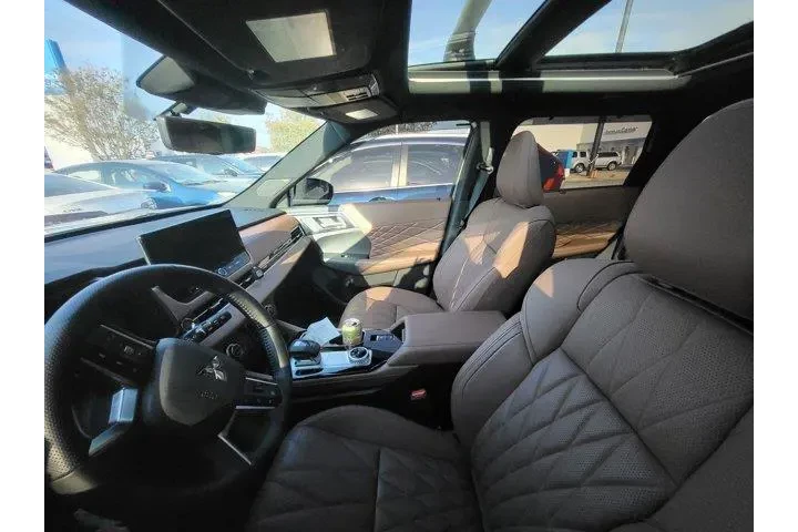 $35427 : Mitsubishi Outlander 2025 SE image 10