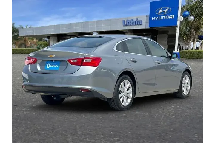 $18499 : Chevrolet Malibu 2024 LT 4dr image 3