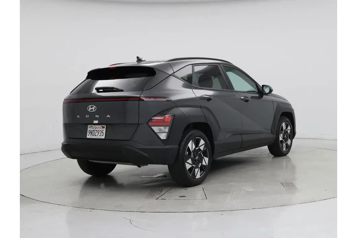 $22998 : Hyundai KONA 2024 SEL 4dr Cr image 8