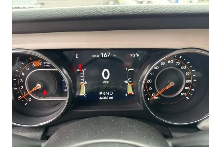 $27775 : Jeep Wrangler Unlimited 2021 image 10