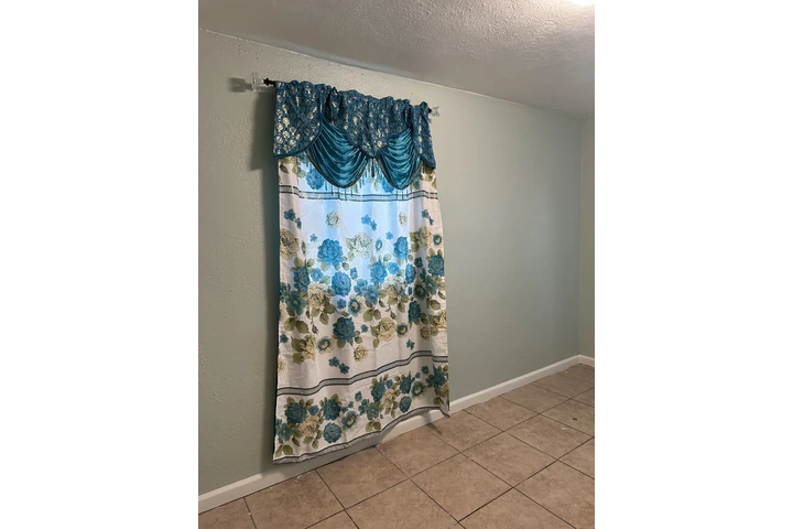 $900 : Rentó 1 cuarto image 2