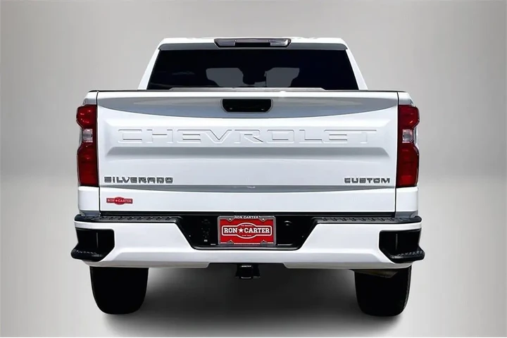 Chevrolet Silverado 1500 202 image 5