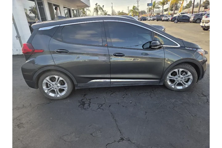 $14950 : Chevrolet Bolt EV 2019 LT 4d image 4