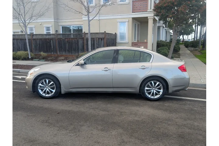 $11988 : 2009 G37 Sedan Journey image 9