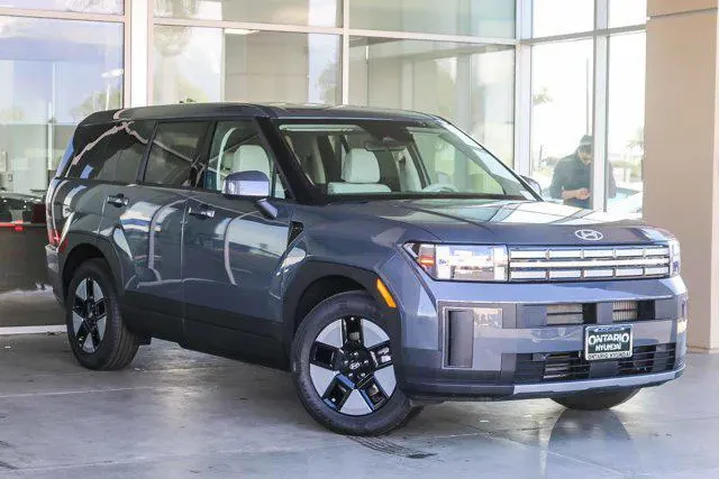 $34892 : Hyundai SANTA FE Hybrid 2026 image 2