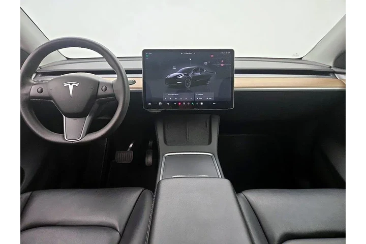 $33998 : Tesla Model Y 2023 AWD Long image 9