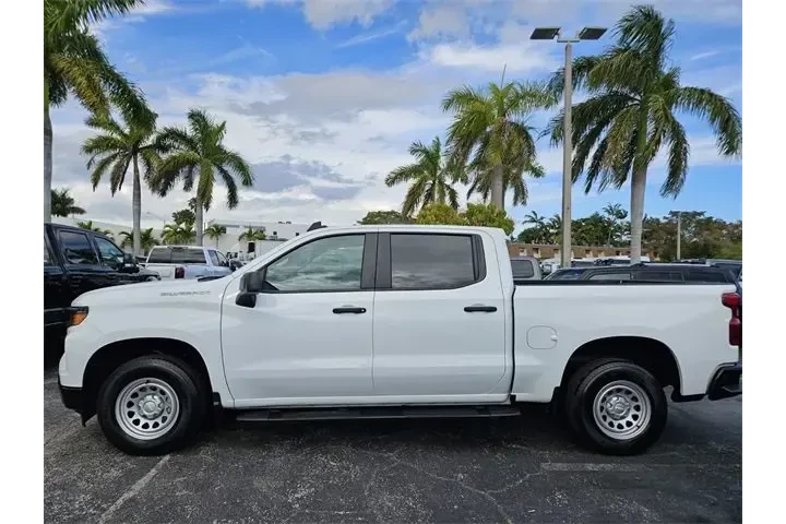 $32990 : Chevrolet Silverado 1500 202 image 3