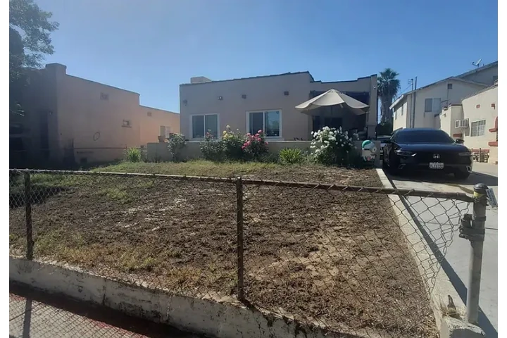 $2900 : HOUSE RENT IN Huntington, CA image 1