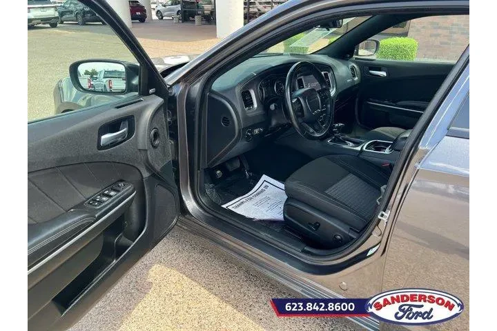 $19588 : Dodge Charger 2023 SXT 4dr S image 10
