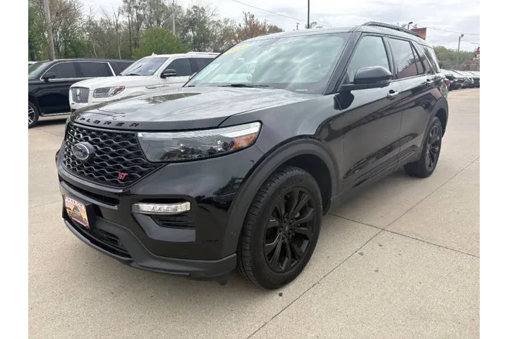 $24950 : 2020 Explorer ST image 2
