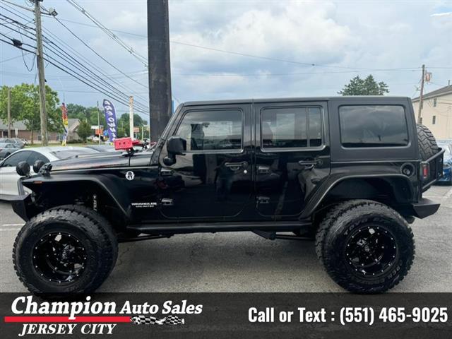 Used 2016 Wrangler Unlimited image 9