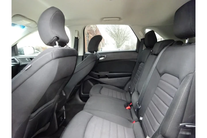 $10900 : 2016 Edge 4dr SE FWD image 9