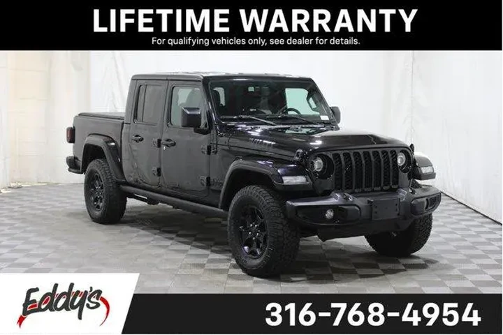 $31920 : Jeep Gladiator 2021 4x4 Will image 1