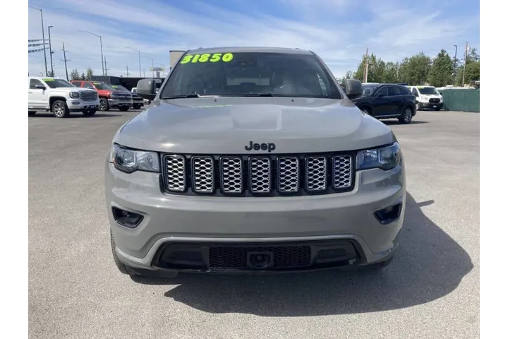 $31850 : 2022 Grand Cherokee WK Laredo image 3
