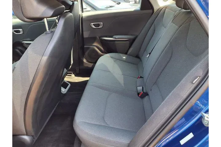 $21447 : Kia K4 2025 LXS 4dr Sedan image 7