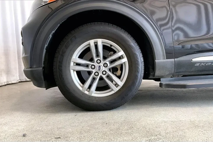 $11994 : Ford Explorer 2021 XLT 4dr S image 6