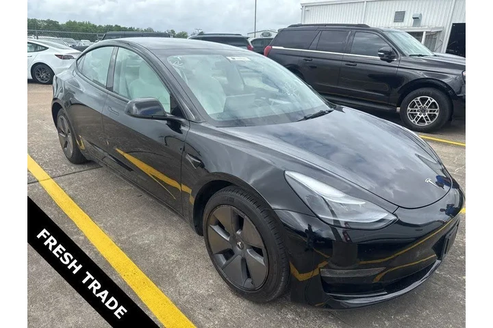 $32900 : Tesla Model 3 2022 AWD Long image 1