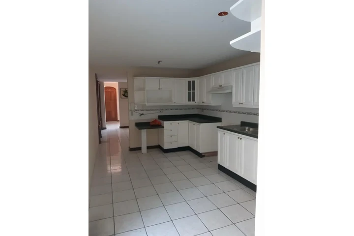 $260000 : Villas del Rosario en venta image 1