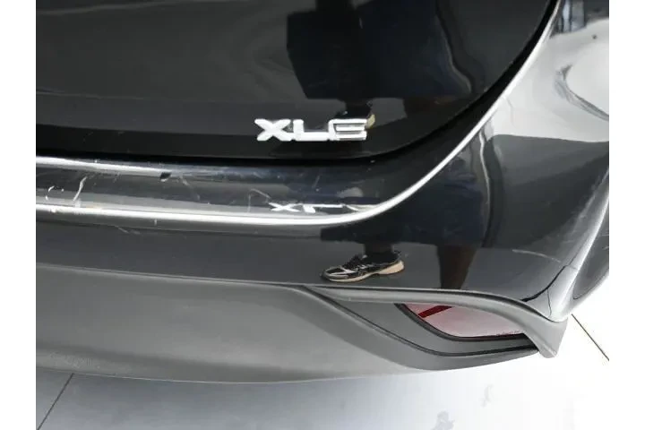 $29495 : Toyota Highlander 2021 XLE 4 image 5