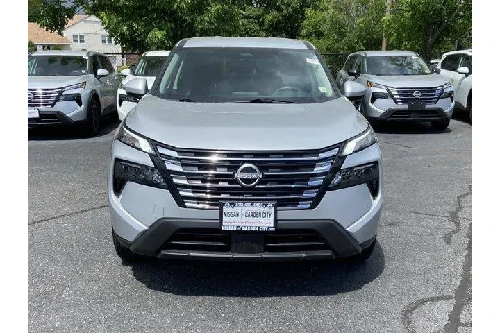 $19987 : Nissan Rogue 2025 AWD SV 4dr image 4