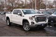 $33950 : GMC Sierra 1500 2019 4x4 SLT thumbnail