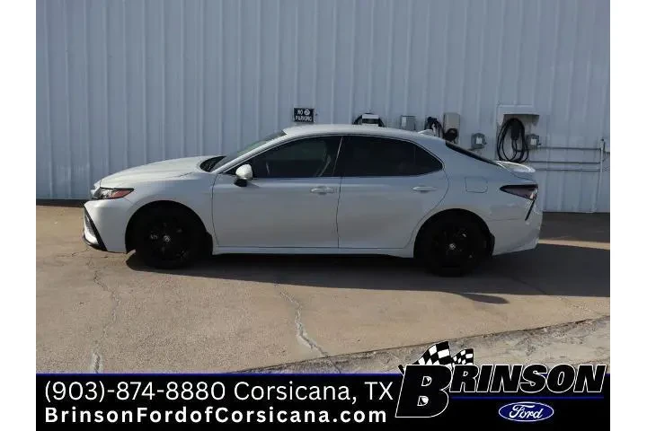 $25990 : Toyota Camry 2024 SE 4dr Sed image 4