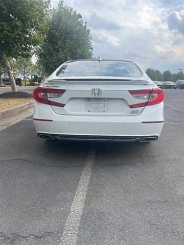 $26525 : PRE-OWNED 2018 HONDA ACCORD T image 2