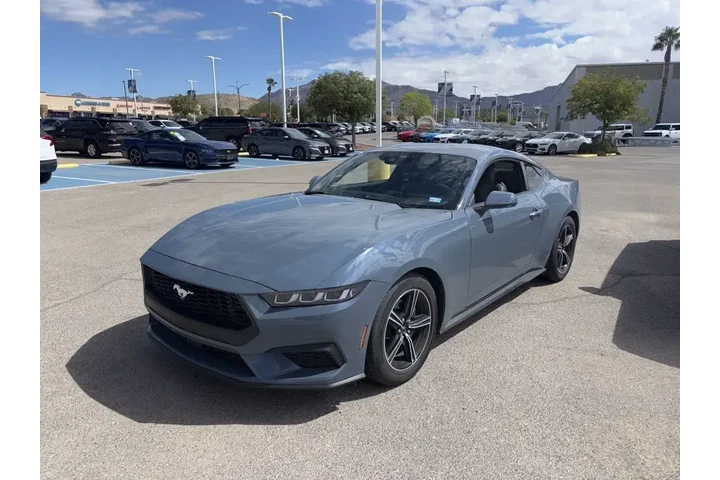 $32891 : Ford Mustang 2024 EcoBoost 2 image 9