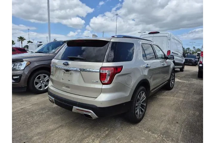 $19971 : Ford Explorer 2017 AWD Plati image 3