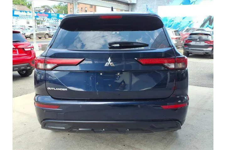 $23599 : Mitsubishi Outlander 2022 Bl image 6