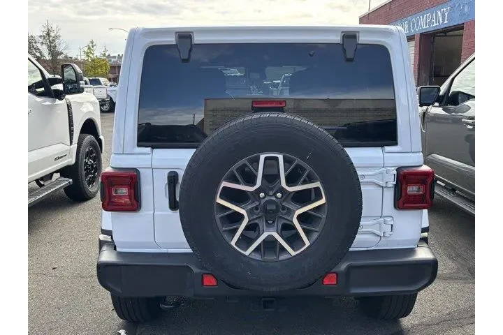 $36595 : Jeep Wrangler 2024 4x4 Sahar image 4