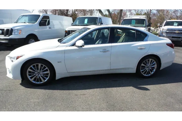 $19900 : 2020 Q50 3.0T Luxe image 5