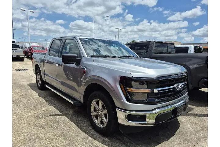 $38096 : Ford F-150 2024 4x2 XLT 4dr image 2
