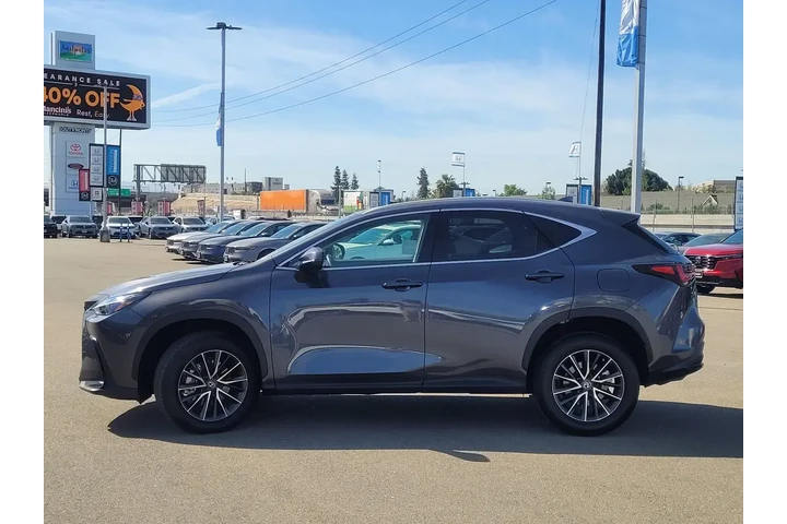 $37988 : Lexus NX 350 2022 AWD 4dr Cr image 8
