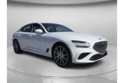 $33589 : Genesis G70 2025 2.5T Standa thumbnail