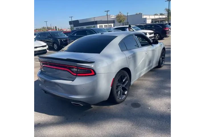 $20488 : Dodge Charger 2022 SXT 4dr S image 5