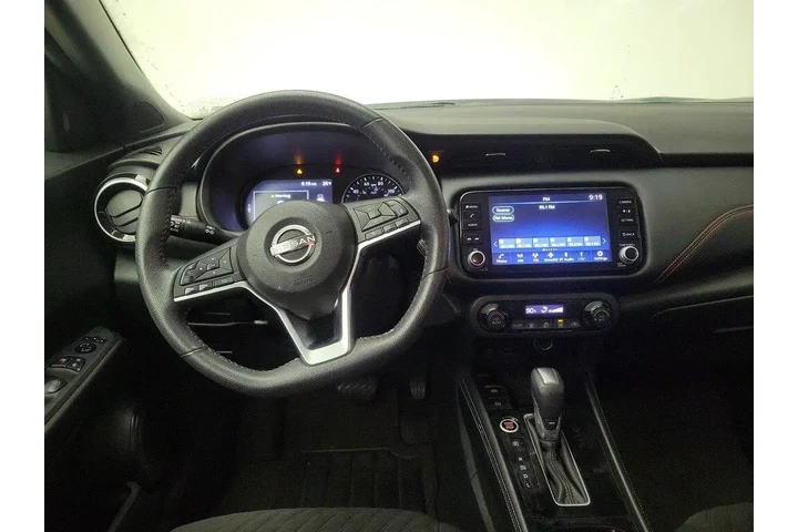 $18998 : Nissan Kicks 2023 SR 4dr Cro image 10