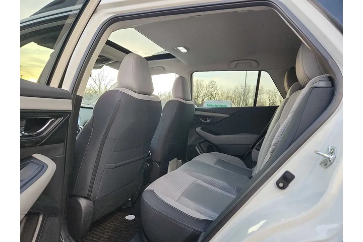 $31898 : Subaru Outback 2025 AWD Prem image 10