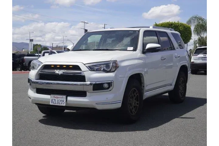$30450 : Toyota 4Runner 2016 4x4 SR5 image 8