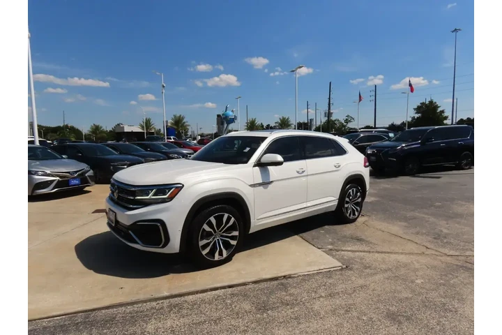 $29999 : Volkswagen Atlas Cross Sport image 2
