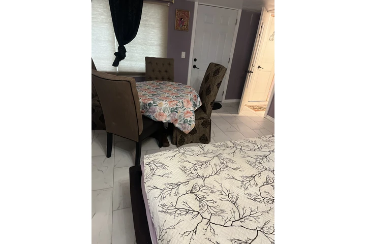 $2400 : Casa image 8