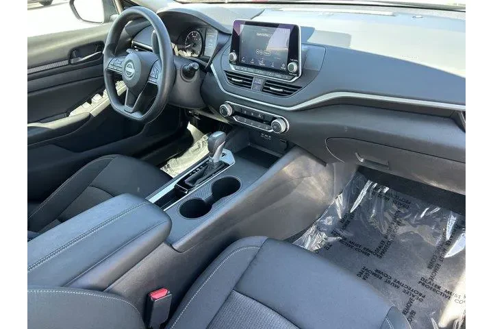 $22599 : Nissan Altima 2025 2.5 S 4dr image 8