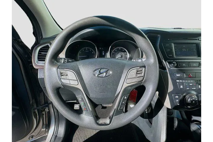 $4599 : Hyundai SANTA FE Sport 2017 image 8