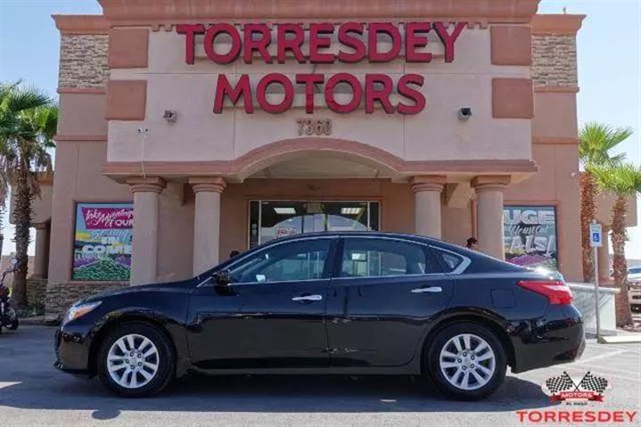 $17995 : Pre-Owned 2017 Altima 2.5 S S image 1