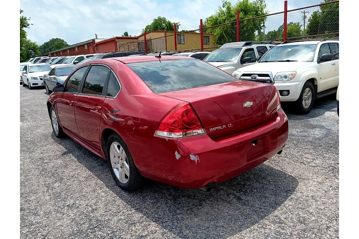 $3000 : 2013 Impala LT FLEET image 5