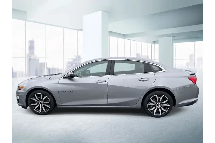 $18888 : Chevrolet Malibu 2023 RS 4dr image 2