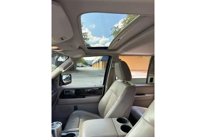 $9590 : Lincoln Navigator L 2017 4x2 image 3