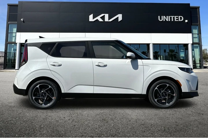 $26705 : New 2025 Soul EX image 2